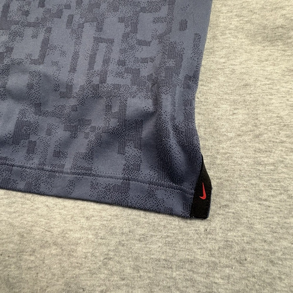 Nike Tiger Woods Dri-FIT Golf Polo Mens L‎ Blue Digital Camo Short Sleeve - Picture 12 of 13